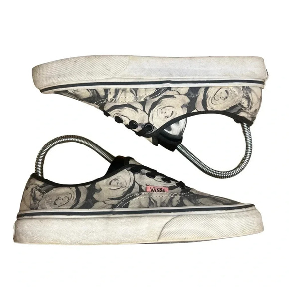 Vans Authentic Digi Roses Floral Lace Up Skateboard Sneakers Men's 4.5/Women's 6 - Picture 3 of 9